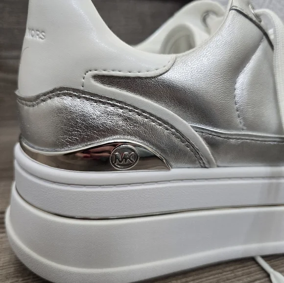 Michael Kors Women's silver and White platform Sneakers size 7.5 - Picture 6 of 9